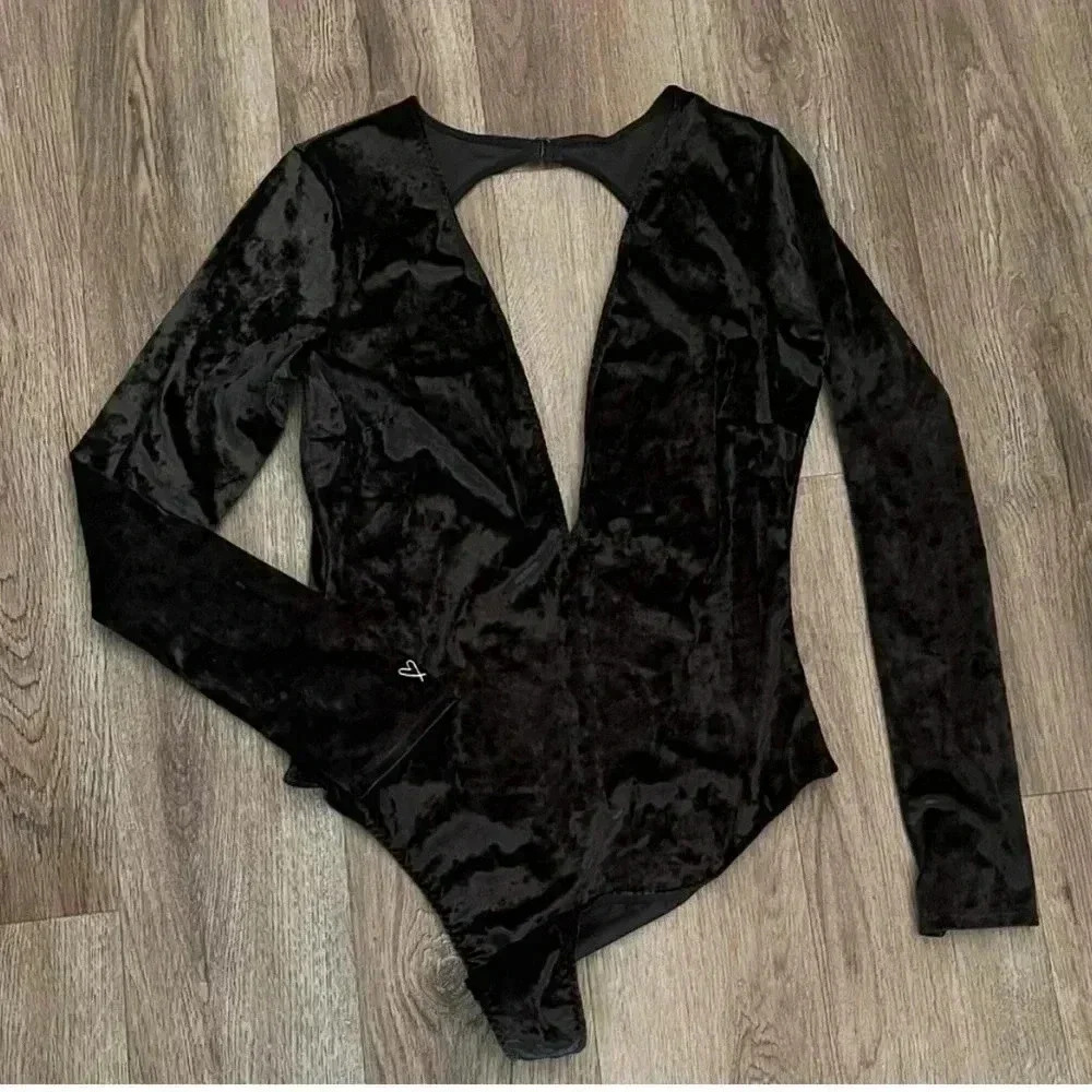 Victoria's Secret Crushed Velvet Plunge Bodysuit Black XS/S - Picture 2 of 7